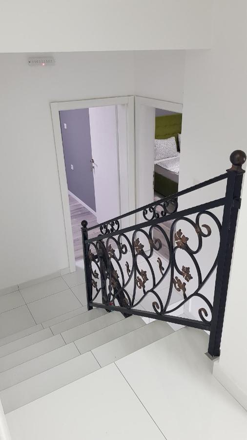 Villa Bratislava Демир-Капия Экстерьер фото